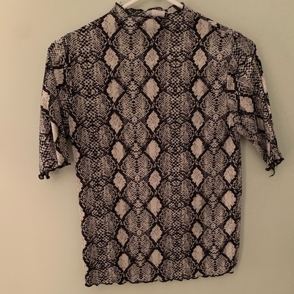 Turtle neck bundle. - Picture 2 of 4